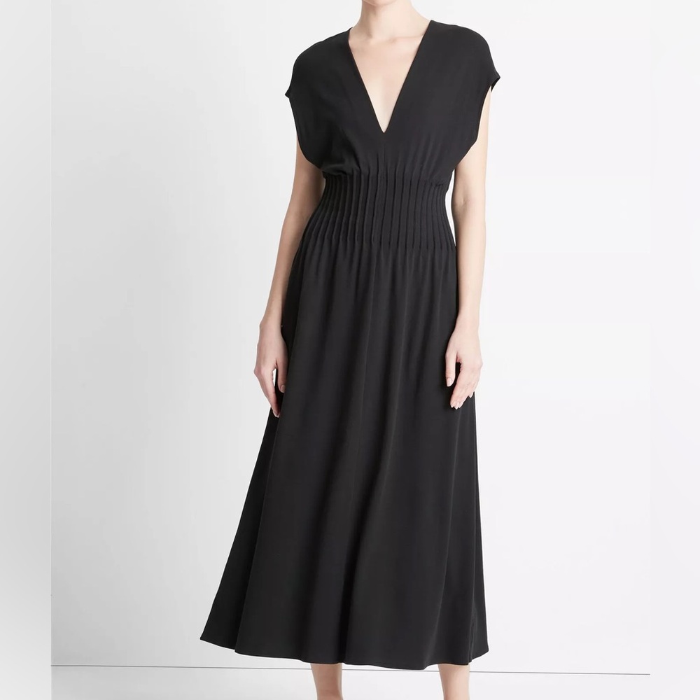 Black Cotton V Neck Pintucked Midi Dress